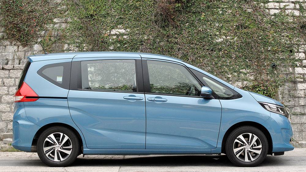 中庸多一啲 Honda Freed