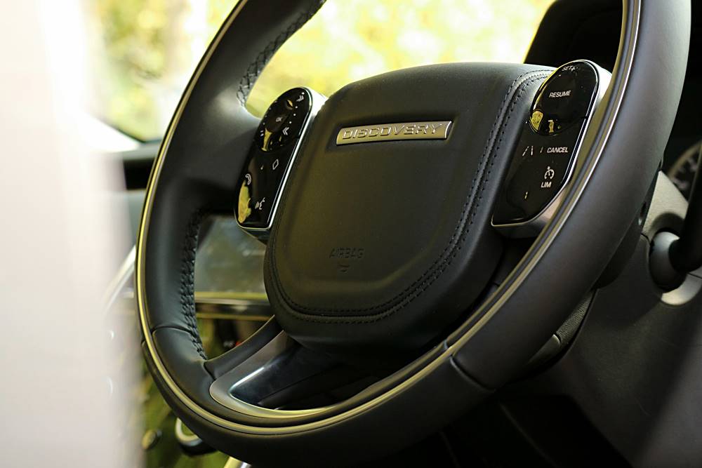 也文也武 Land Rover Discovery Sport P200 S