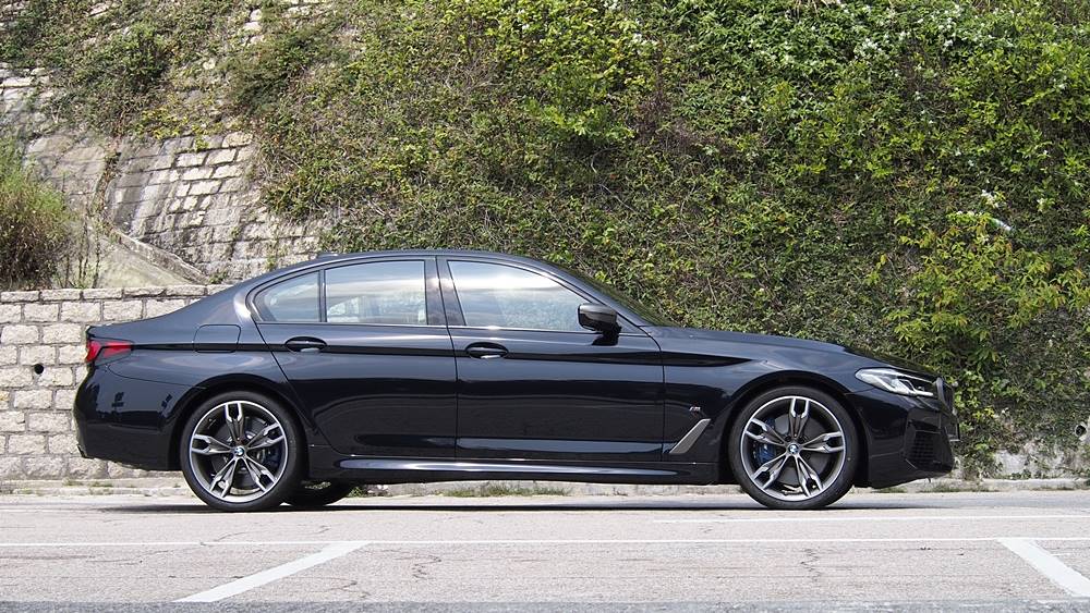 低調的激昂 BMW M550iA