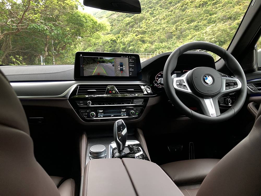 低調的激昂 BMW M550iA