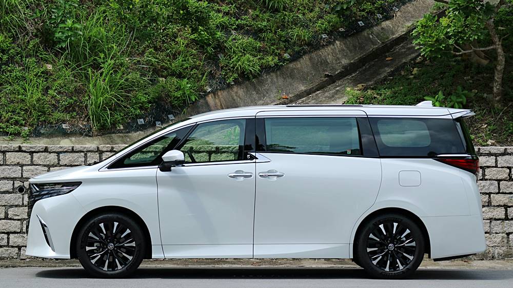 佛都有火 Toyota Alphard 350