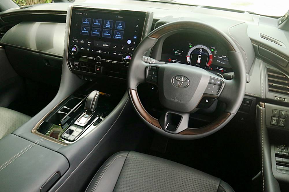 佛都有火 Toyota Alphard 350