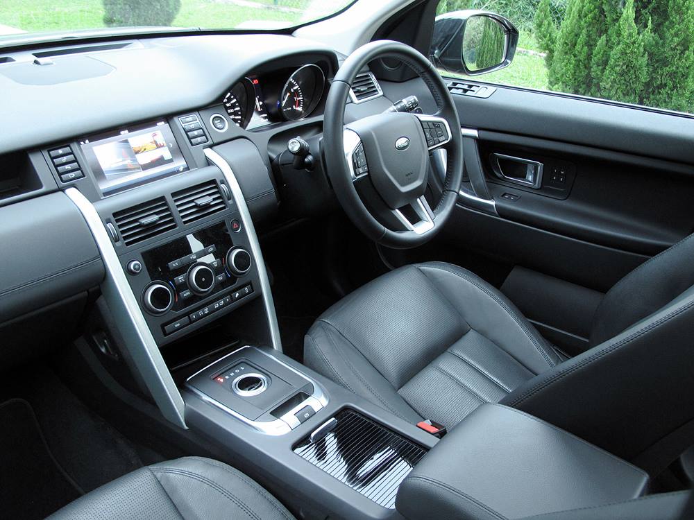 優閒冒險號 Land Rover Discovery Sport SE 2.0 7-Seater