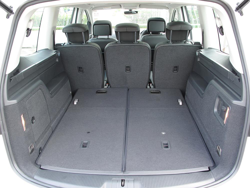 內在美 Volkswagen Sharan 380 TSI Luxury