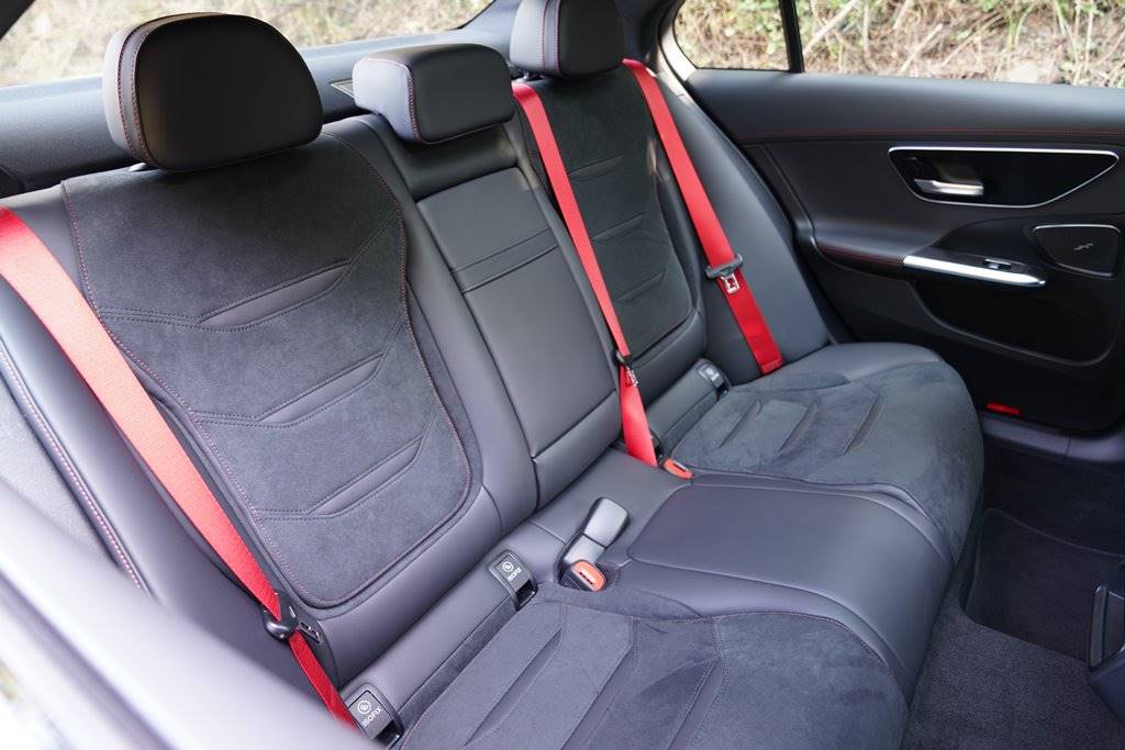 全新Mercedes-AMG C 43