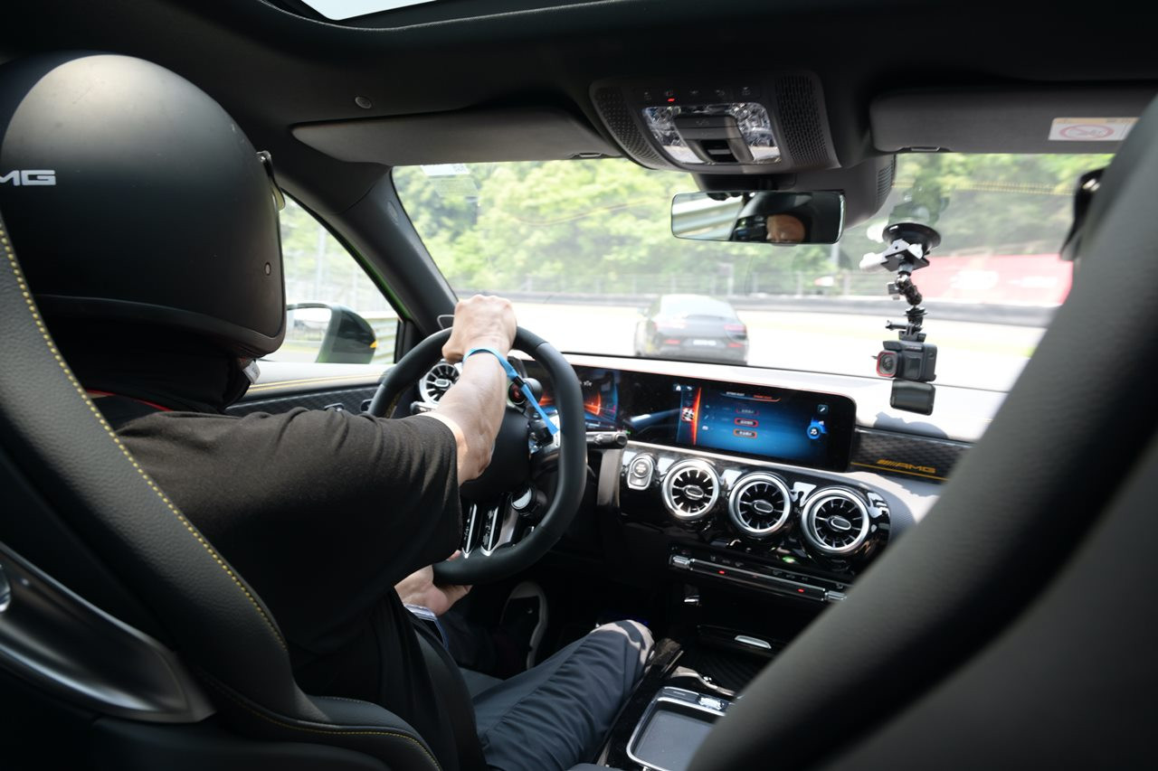 全球首個AMG體驗中心