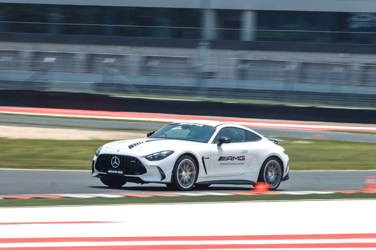 全球首個AMG體驗中心