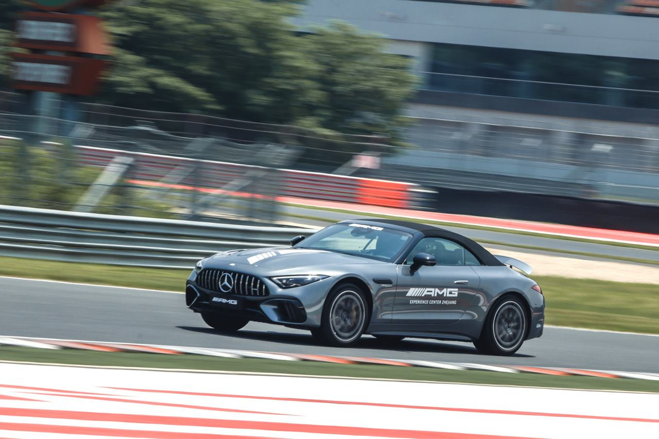 全球首個AMG體驗中心