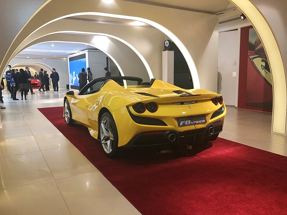 兩架最強悍開篷跑車