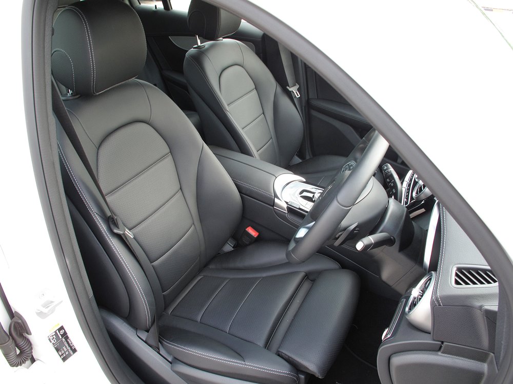 八面玲瓏 Mercedes-Benz GLC 250 4MATIC