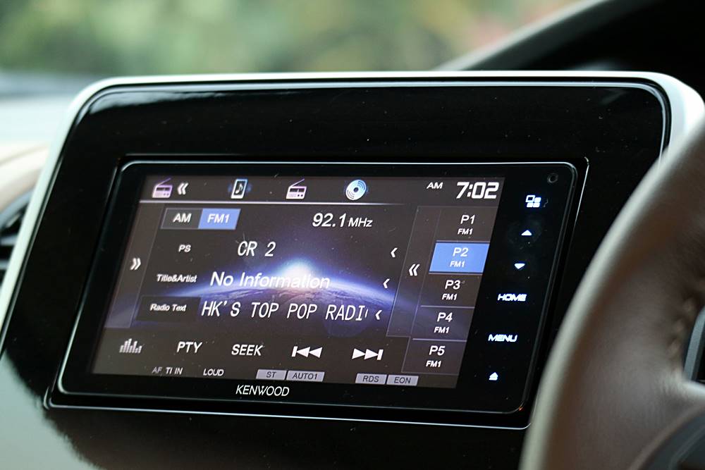 加櫈唔該 Nissan Serena Highway Star VIP