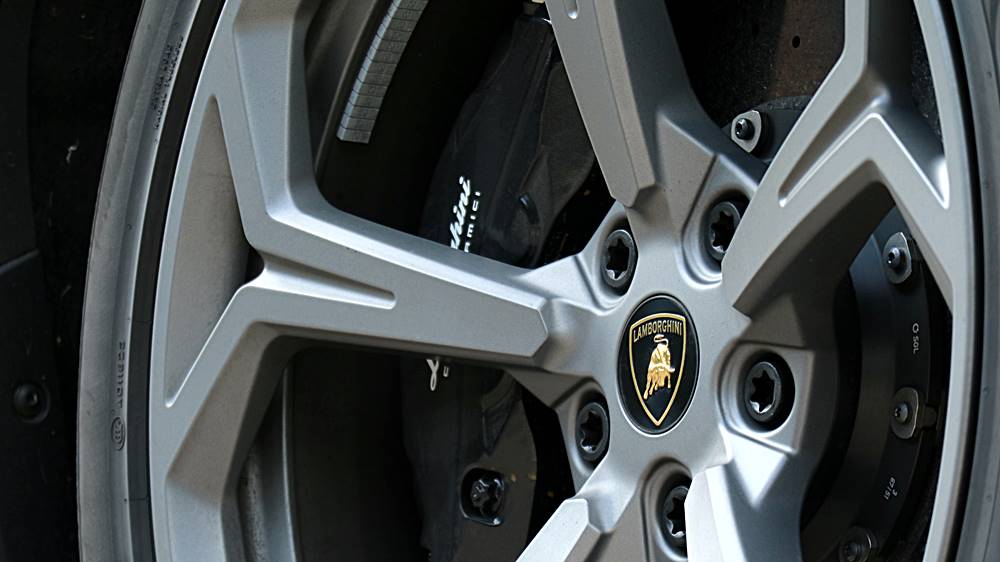 原牛重生 Lamborghini Urus