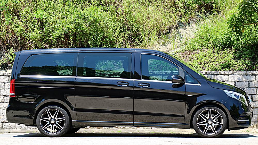 可能係操控感最好的 MPV Mercedes-Benz V 250 d Avantgarde Long