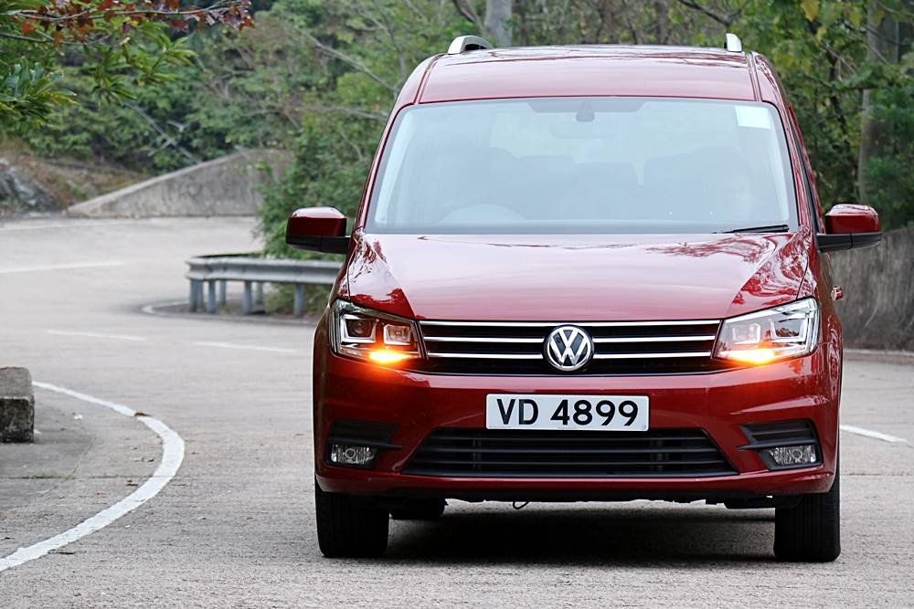 咩玩法 Volkswagen Caddy Kombi 7-seater