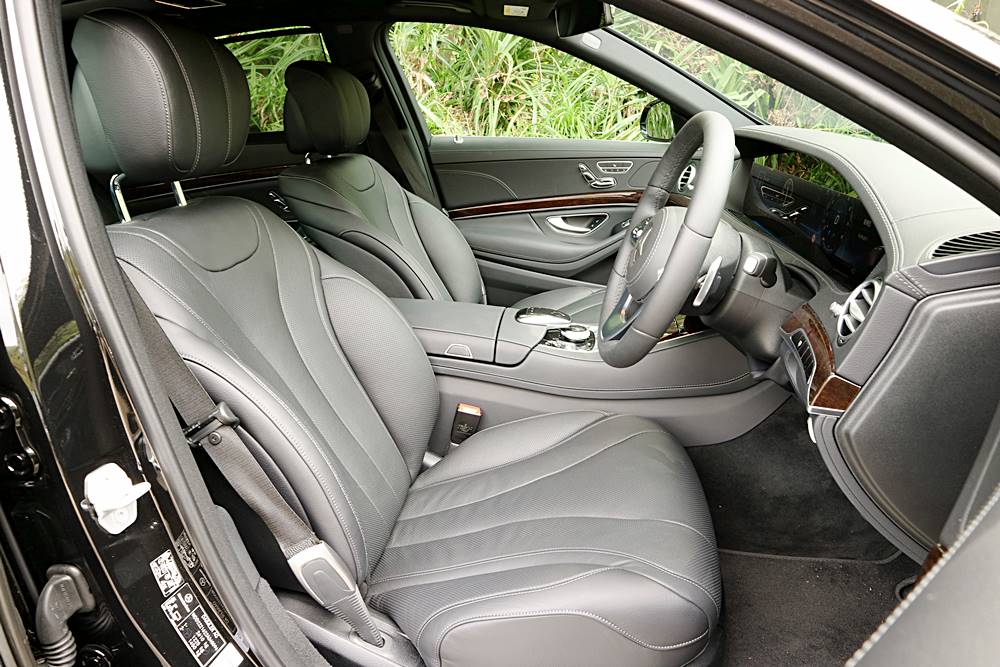 唔捨得落車 Mercedes-Benz S 320