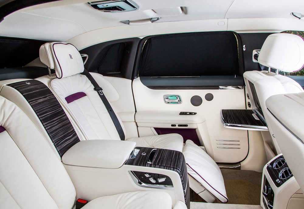 嘆英式下午茶的紳士 Rolls-Royce Ghost