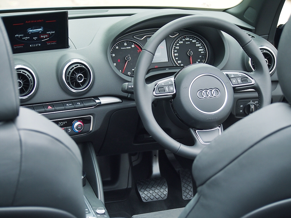 四個人的天空 - Audi A3 Cabriolet