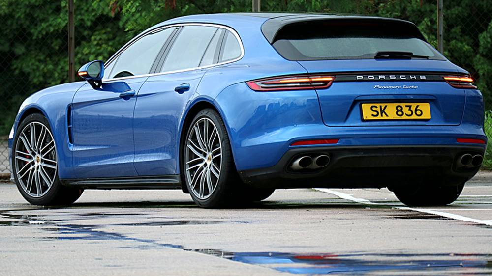 城巿獵車 Porsche Panamera Turbo Sport Turismo