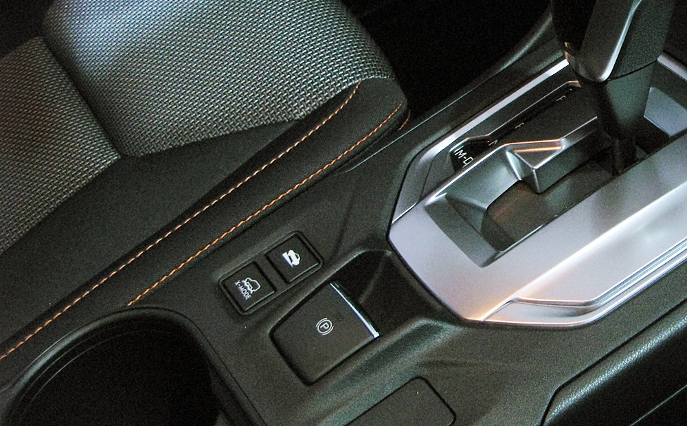 城市四驅小子 Subaru XV