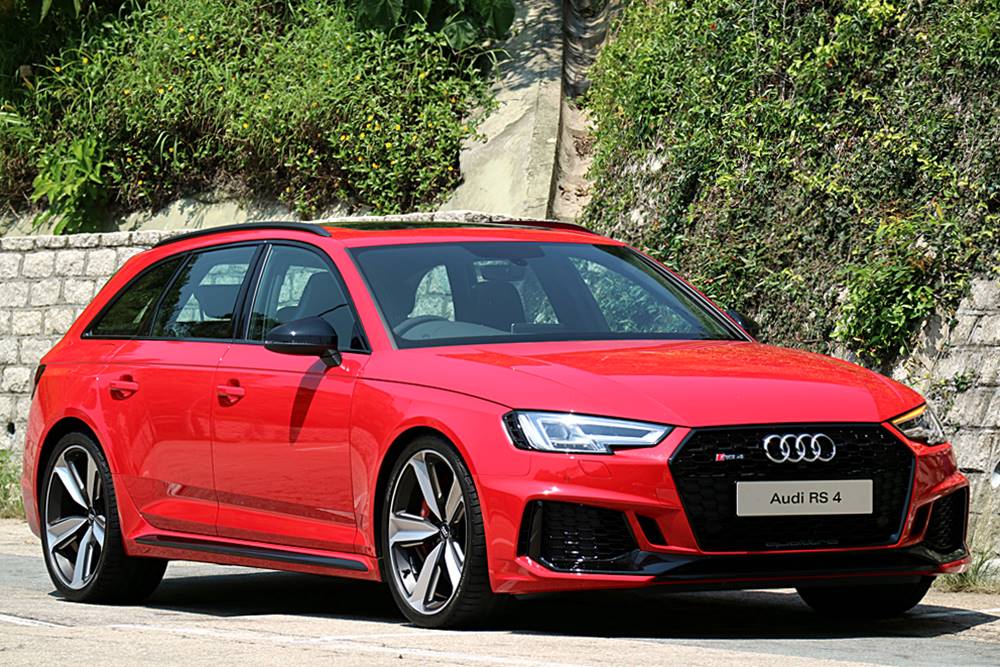 堅快 Audi RS 4 Avant