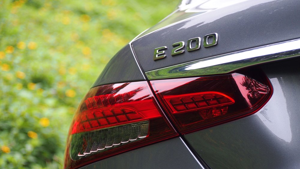 增強購買欲 Mercedes-Benz E 200 Exclusive