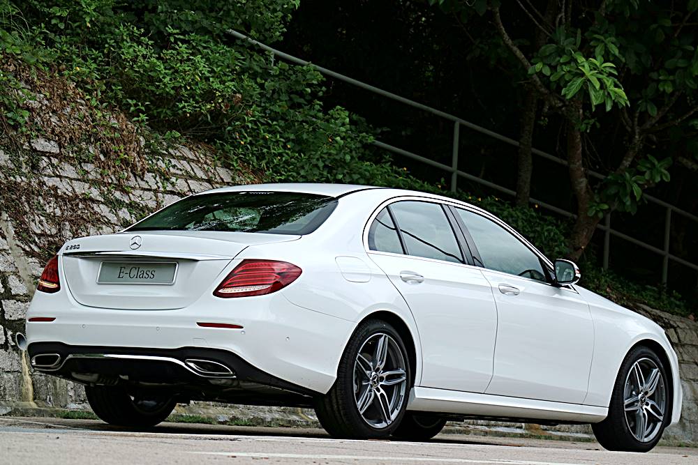 多出一分力 Mercedes-Benz E 250 Sedan