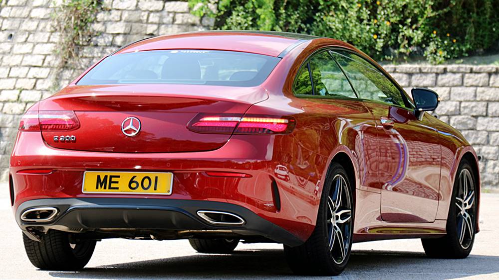 好玩啲 Mercedes-Benz E 300 Coupé