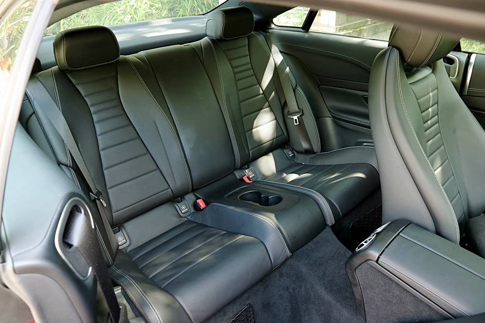 好玩啲 Mercedes-Benz E 300 Coupé