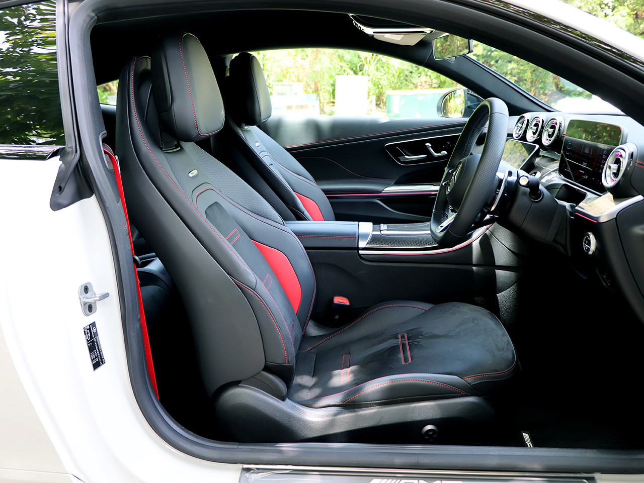 好玩至上  平治AMG CLE 53 4MATIC+ Coupe