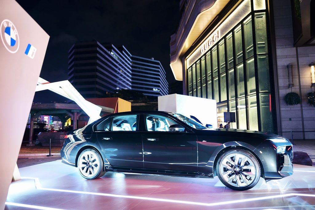 寶馬 i7純電旗艦房車正式在香港推出