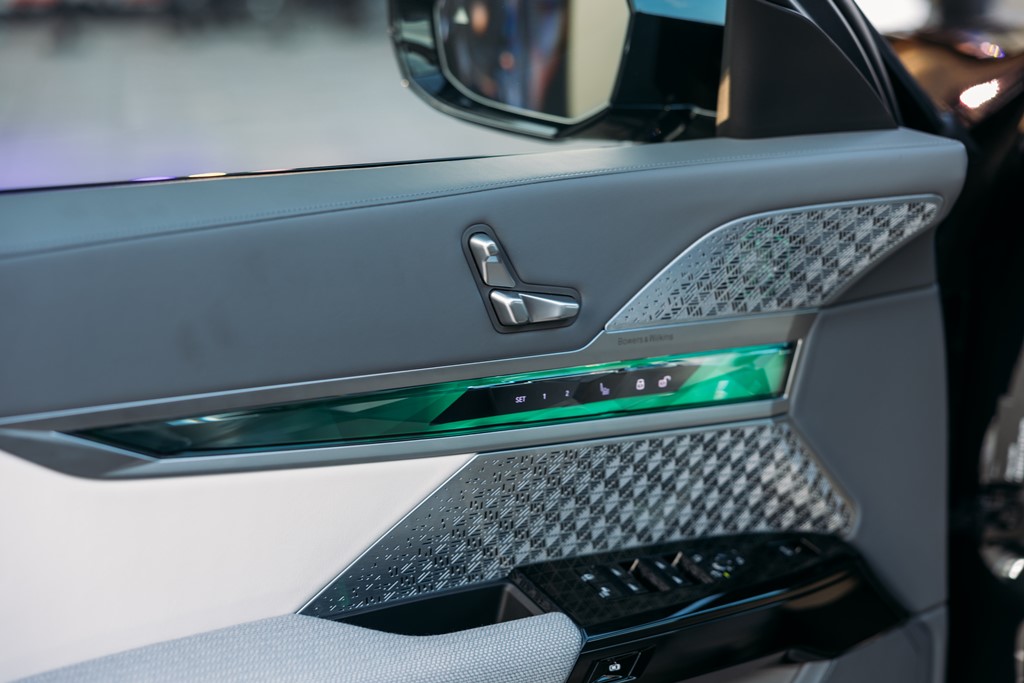 寶馬 i7純電旗艦房車正式在香港推出