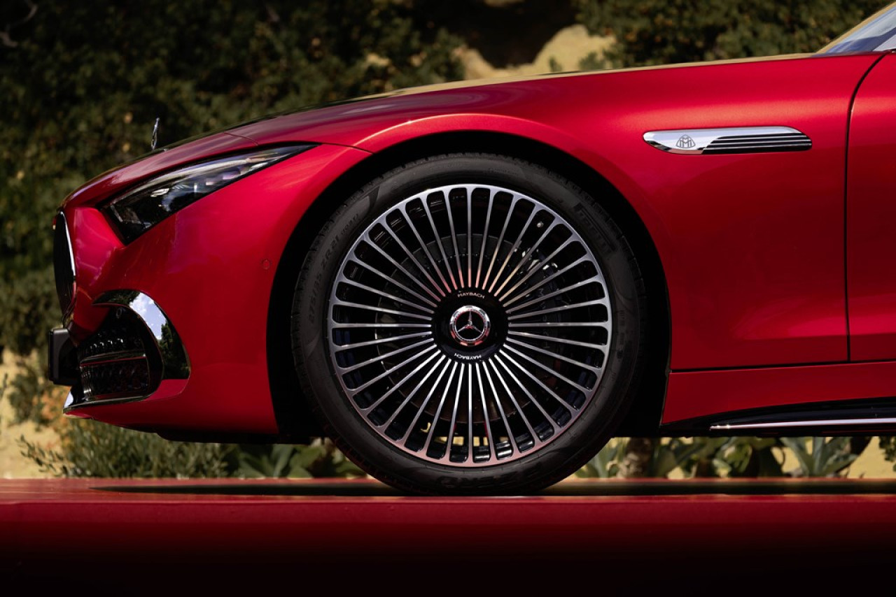 展示開篷魅力 Mercedes-Maybach SL 680 Monogram Series