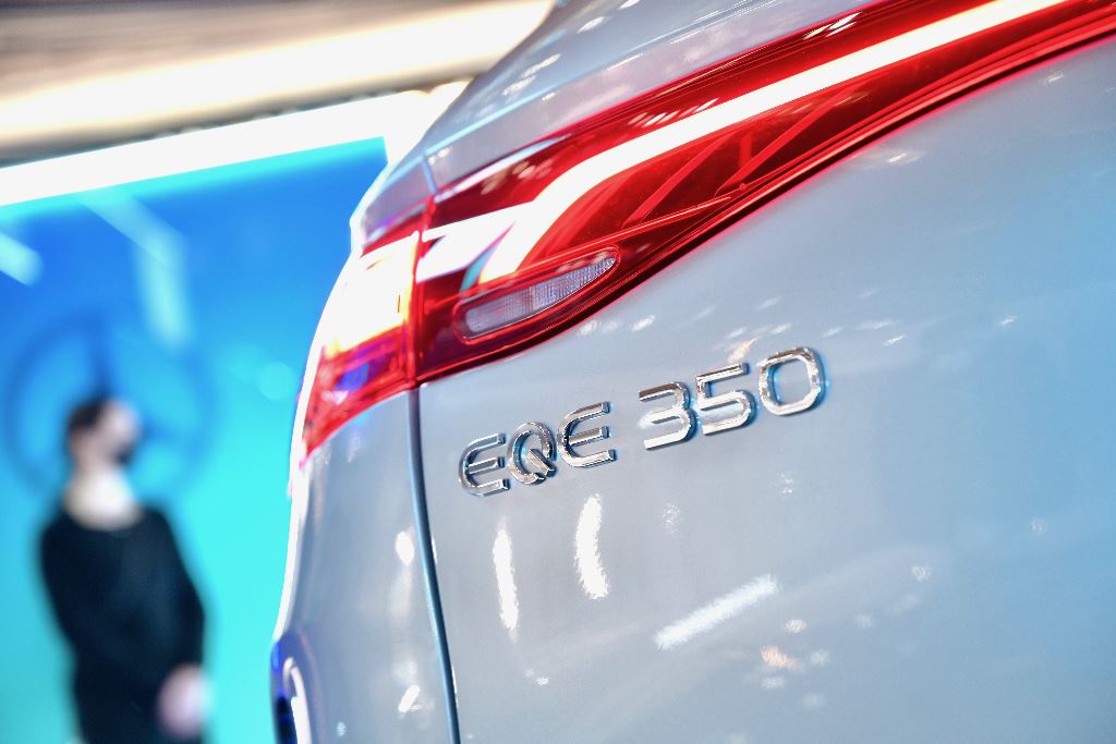 平治EQE SUV 350 4MATIC正式在香港推出