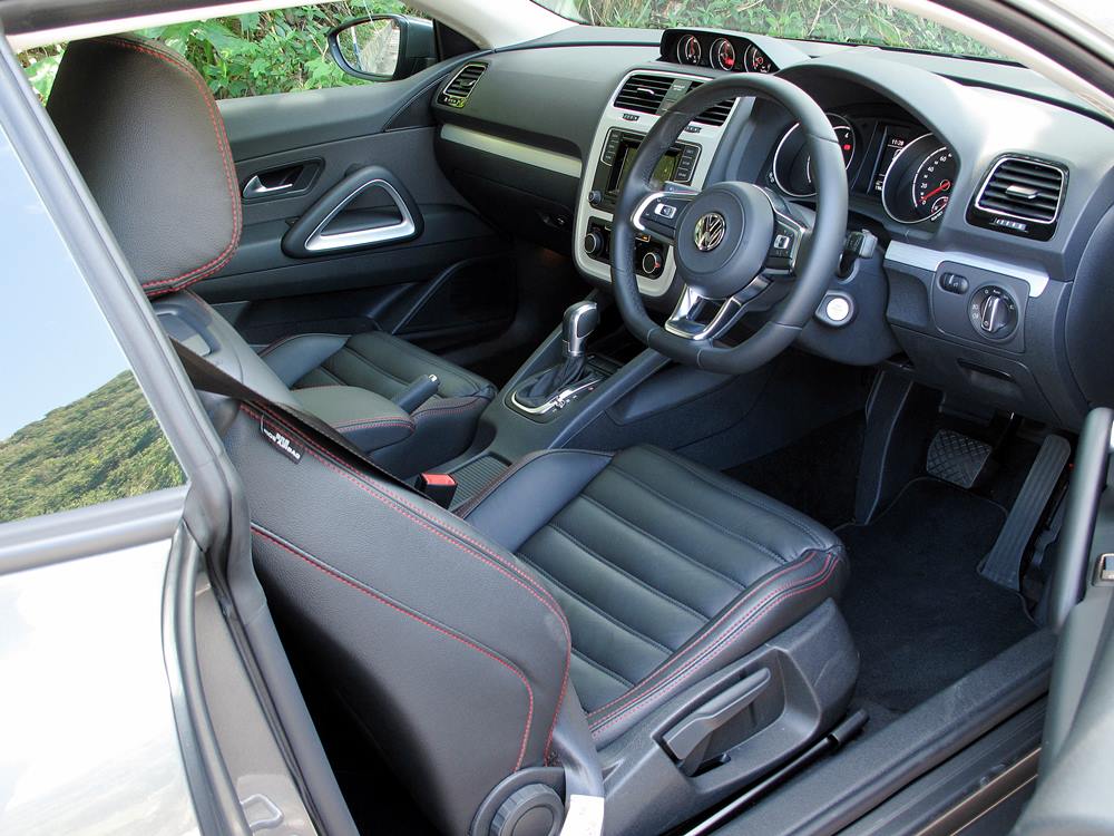 平玩歐洲跑車仔 Volkswagen Scriocco 230 TSI GTS