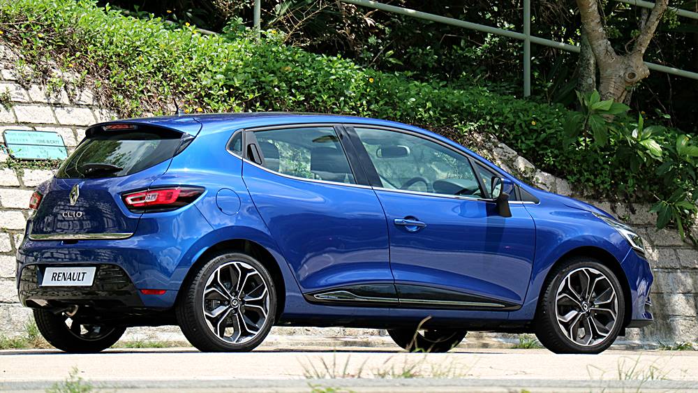 平玩法式掀背 Renault Clio