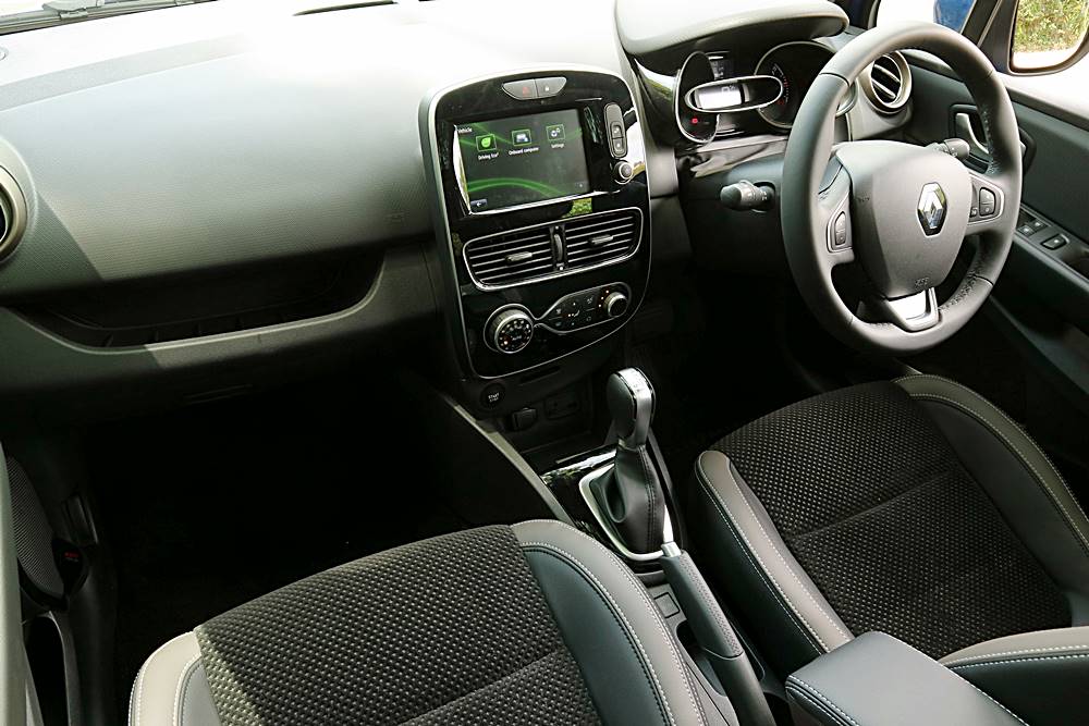 平玩法式掀背 Renault Clio