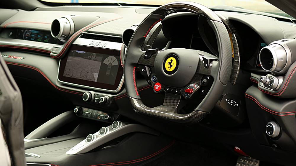 強旅 Ferrari GTC4 Lusso T