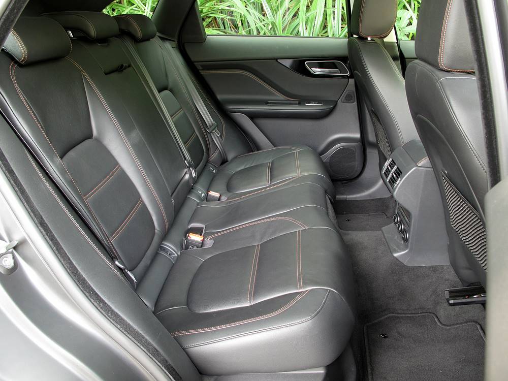 強襲 Jaguar F-PACE 35t Prestige