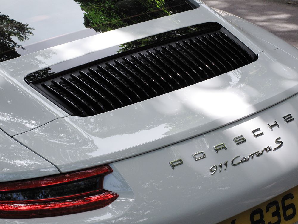悍將 Porsche 911 Carrera S