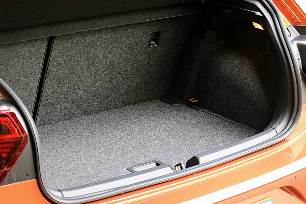 愈來愈似哥爾夫 Volkswagen Polo 230 TSI