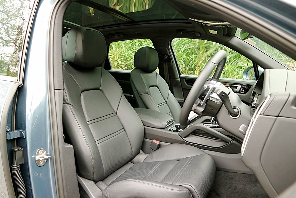 愈嚟愈似911 Porsche Cayenne S