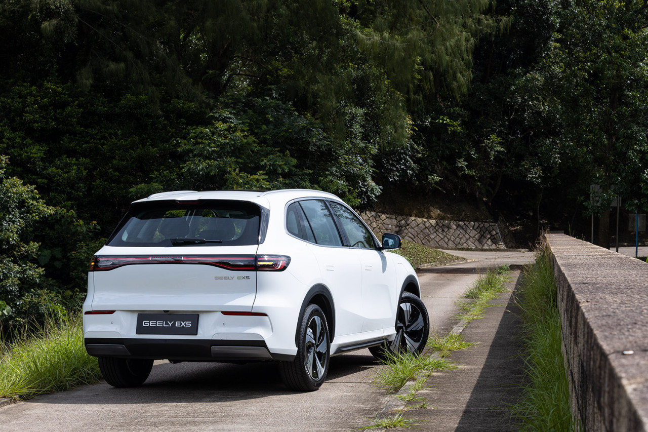 拒充大頭鬼 Geely EX5