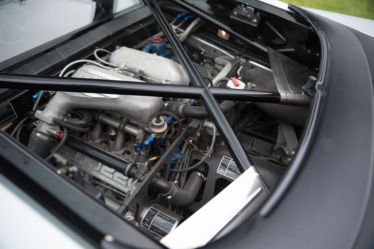 挑戰極限 ─ Jaguar XJ220