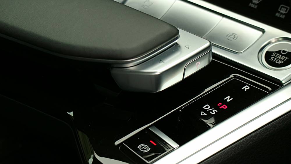 提高貼地性 Audi e-tron 50 quattro