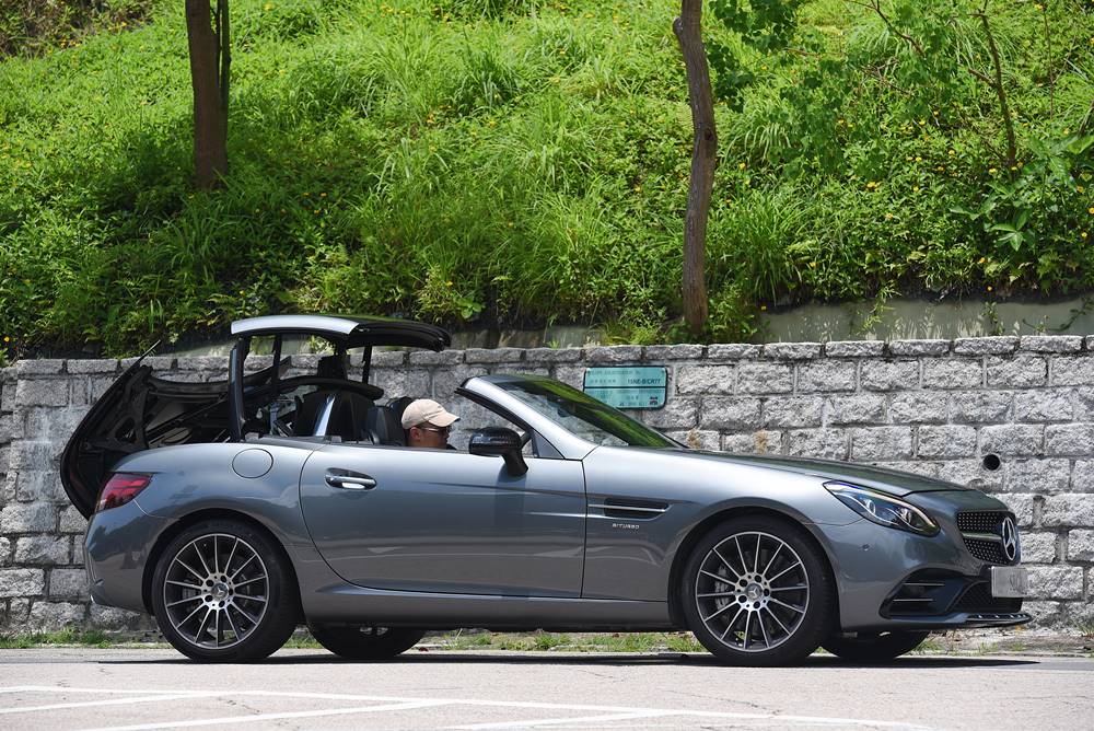 換心術 Mercedes-AMG SLC 43