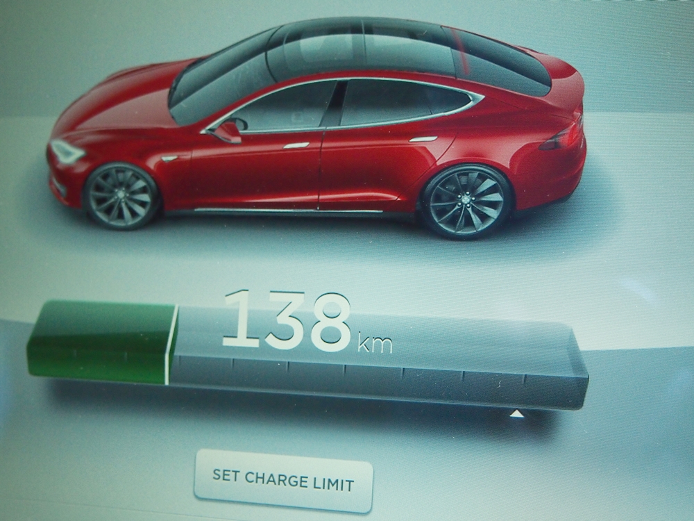 改變入油習慣 - Tesla Model S 85