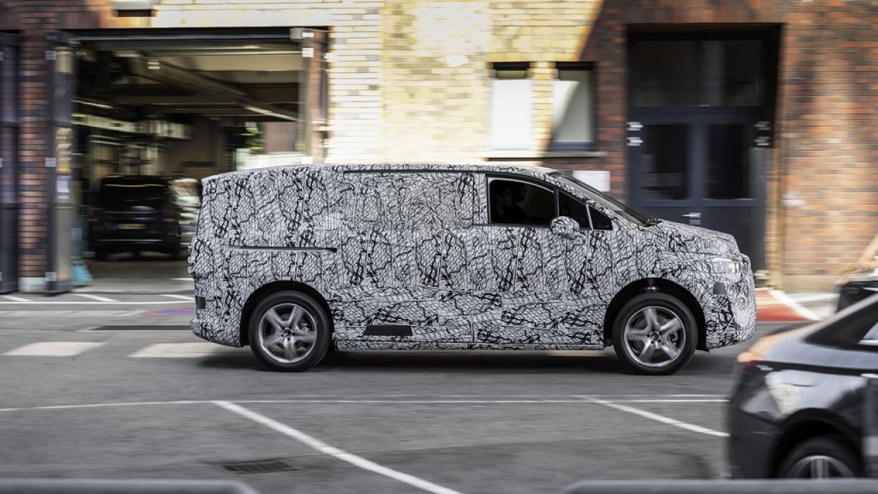 新一代平治汽油及電動Van重大變更