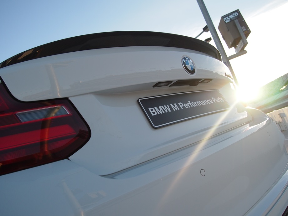 新一代終極駕駛機器 - 2014 BMW M235i