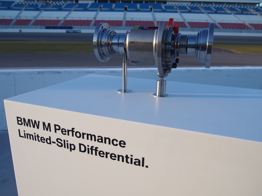 新一代終極駕駛機器 - 2014 BMW M235i