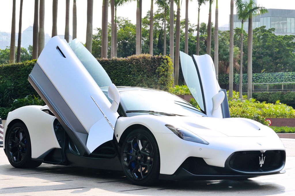 新車首試：Maserati MC20及Grecale